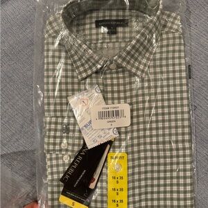 Brand new banana republic dress shirt